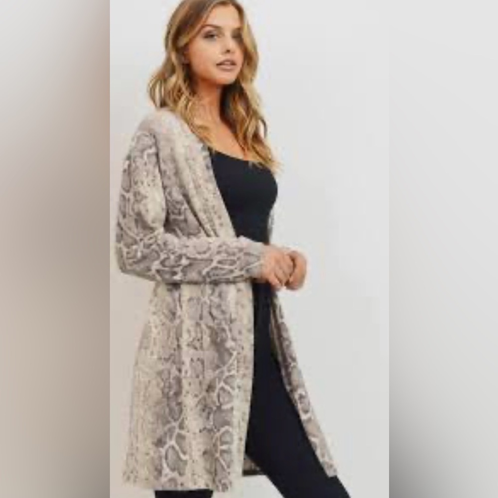 Snake Print Long Duster - Picture 2 of 9